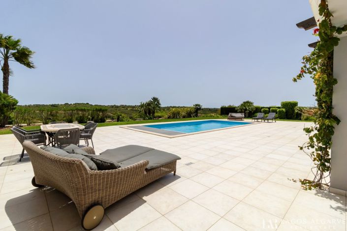 Image No.59-5 Bed Villa for sale