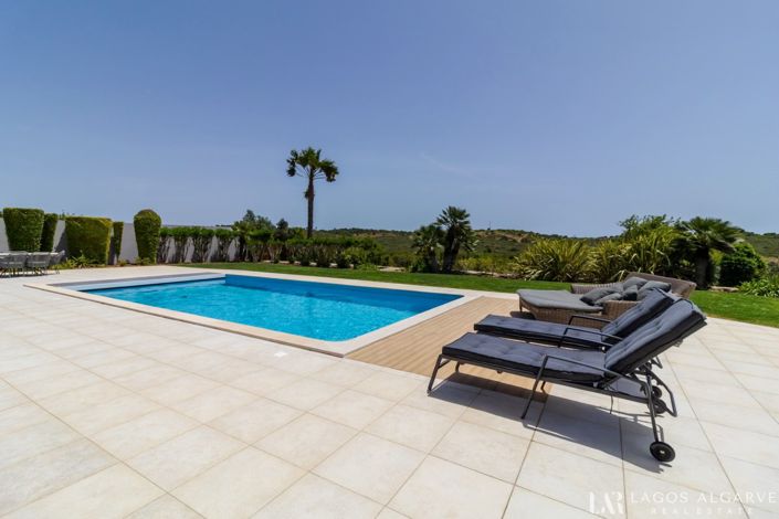 Image No.61-5 Bed Villa for sale