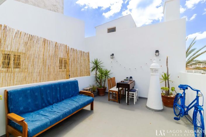 Image No.17-3 Bed Villa for sale