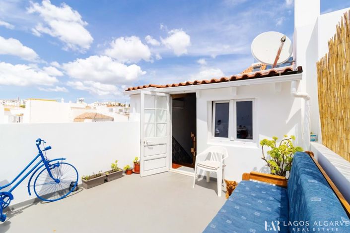 Image No.18-3 Bed Villa for sale