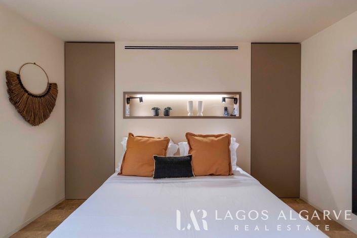 Image No.17-3 Bed Apartment for sale