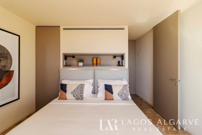Image No.28-3 Bed Apartment for sale