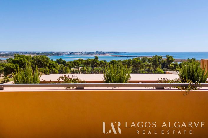 Image No.3-3 Bed Apartment for sale
