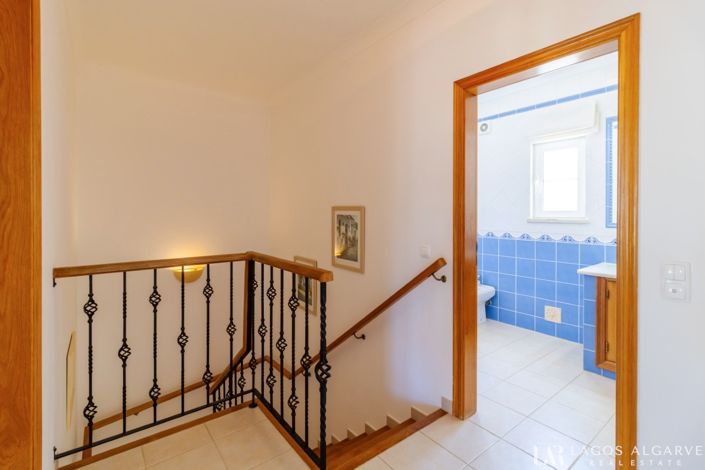 Image No.32-3 Bed Townhouse for sale
