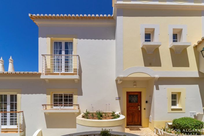 Image No.34-3 Bed Townhouse for sale