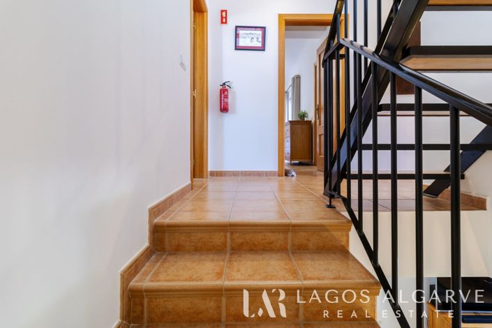 Image No.16-4 Bed Townhouse for sale