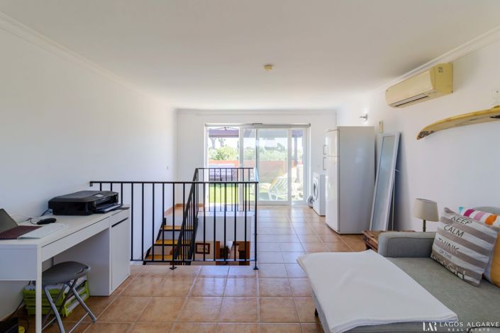 Image No.32-4 Bed Townhouse for sale