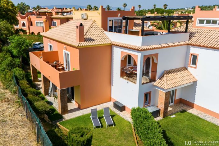 Image No.9-4 Bed Townhouse for sale