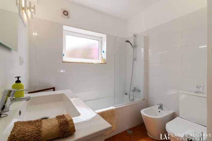 Image No.33-5 Bed Villa for sale