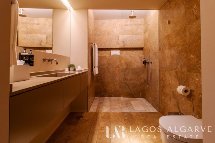 Image No.24-1 Bed Apartment for sale