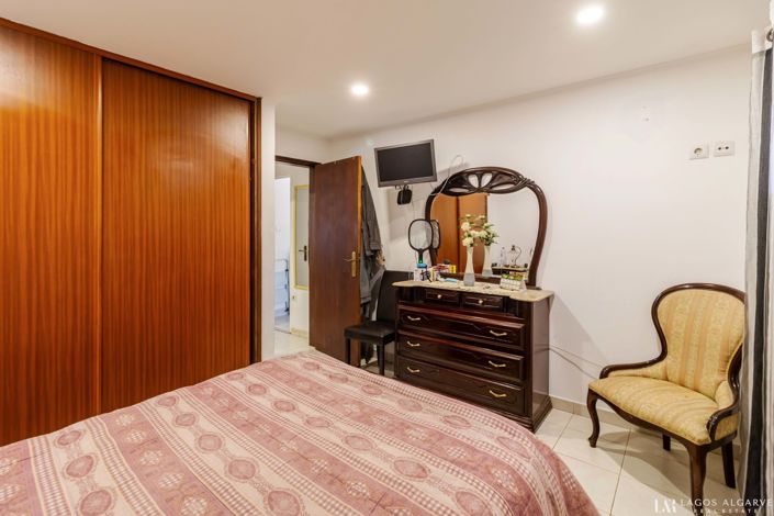 Image No.30-5 Bed Villa for sale