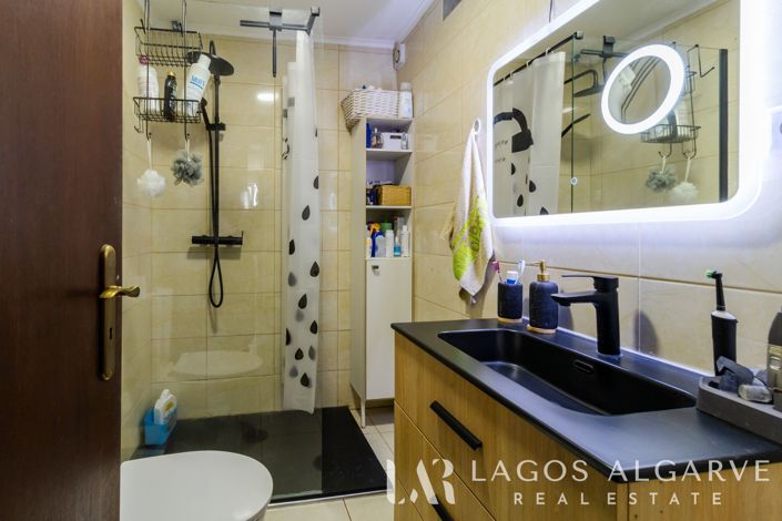 Image No.32-5 Bed Villa for sale