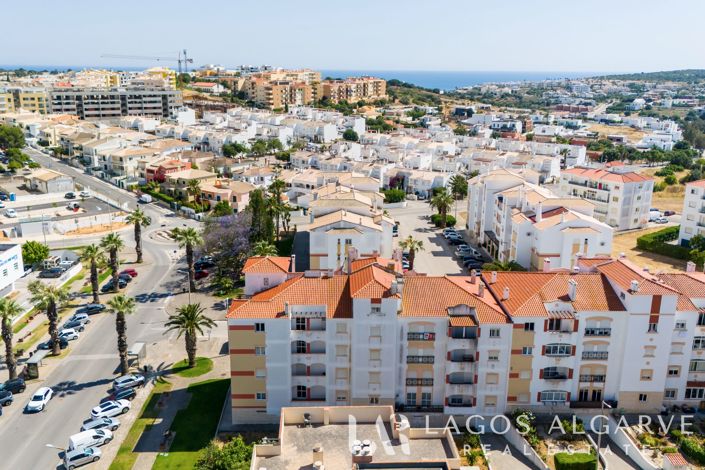Image No.20-2 Bed Apartment for sale
