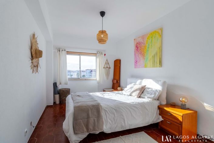 Image No.19-2 Bed Apartment for sale