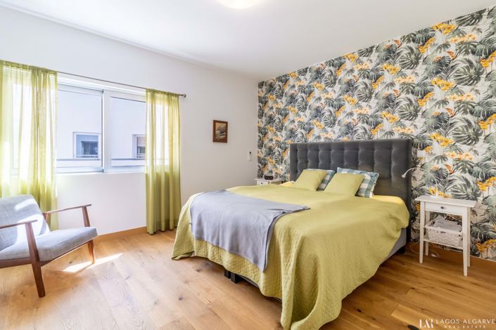 Image No.17-2 Bed Apartment for sale