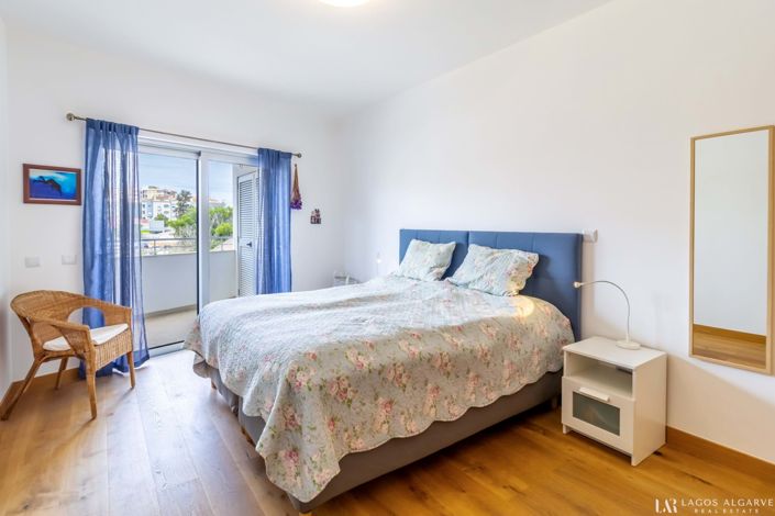 Image No.23-2 Bed Apartment for sale