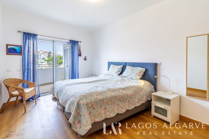 Image No.23-2 Bed Apartment for sale