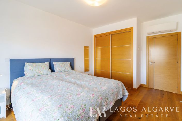 Image No.24-2 Bed Apartment for sale