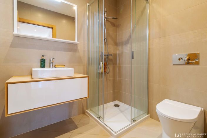 Image No.26-2 Bed Apartment for sale