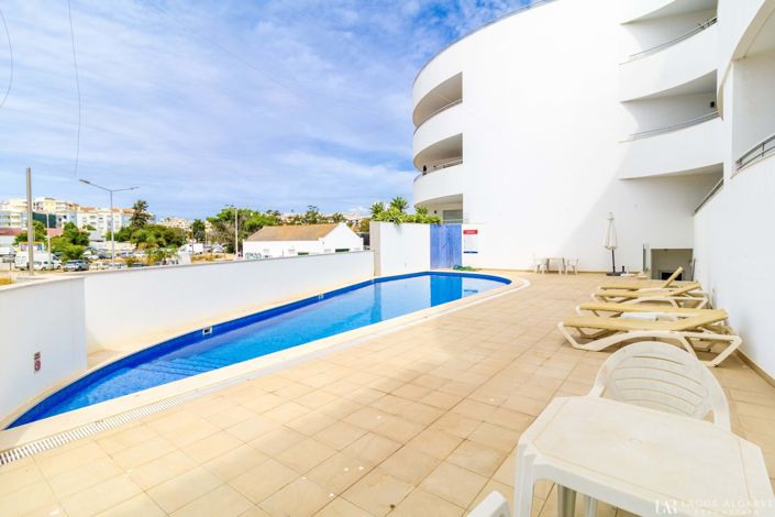 Image No.32-2 Bed Apartment for sale