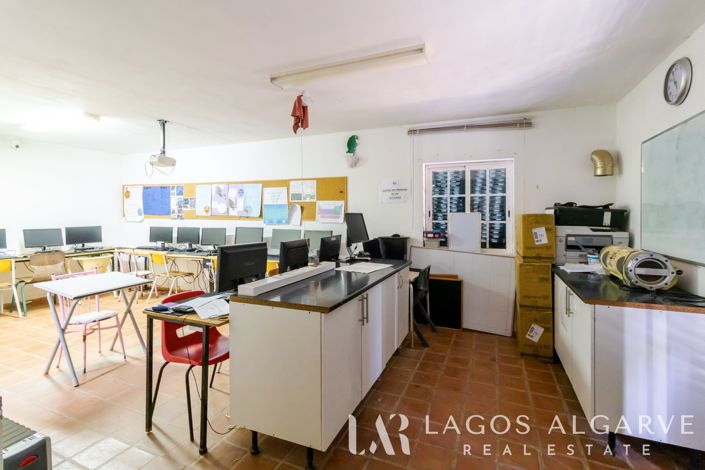 Image No.15-6 Bed Villa for sale