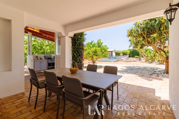 Image No.20-3 Bed Villa for sale