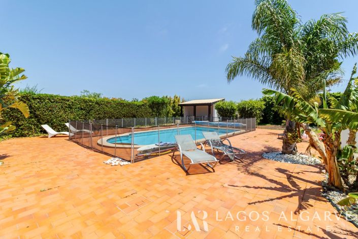 Image No.24-3 Bed Villa for sale