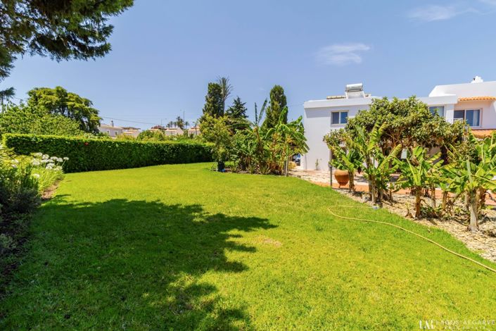 Image No.26-3 Bed Villa for sale