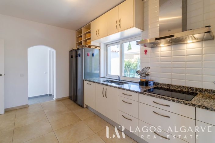 Image No.37-3 Bed Villa for sale