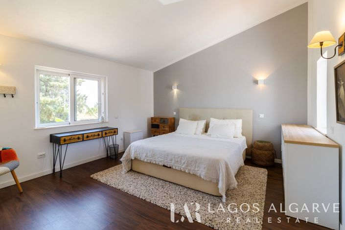 Image No.42-3 Bed Villa for sale