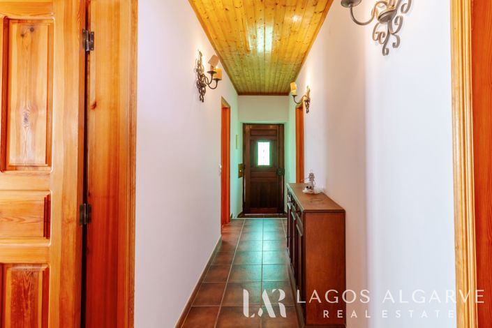 Image No.28-3 Bed Villa for sale