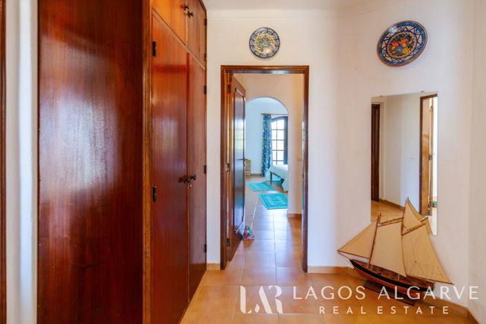 Image No.23-2 Bed Apartment for sale
