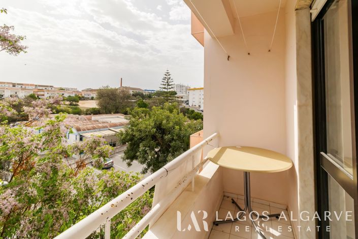 Image No.15-3 Bed Apartment for sale