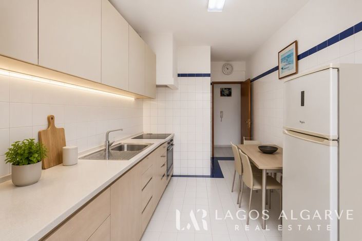 Image No.10-3 Bed Apartment for sale