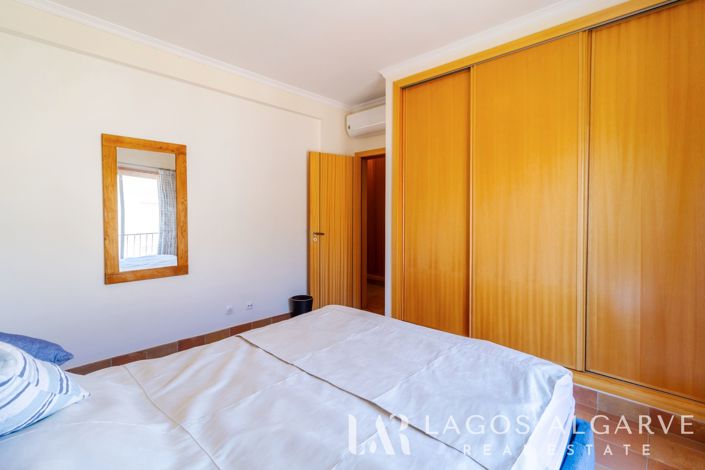 Image No.15-2 Bed Townhouse for sale