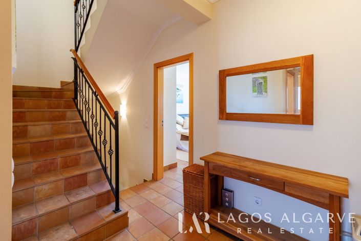 Image No.18-2 Bed Townhouse for sale