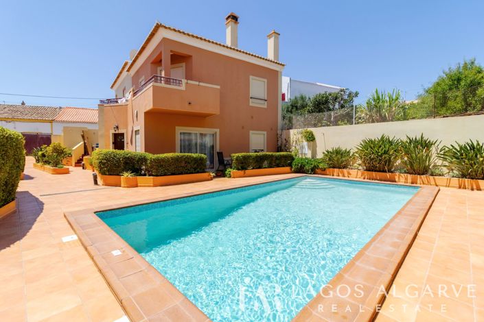 Image No.2-2 Bed Townhouse for sale