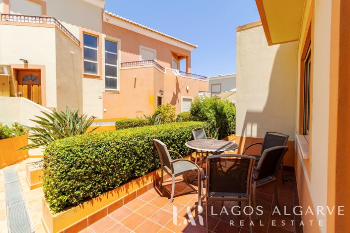 Image No.21-2 Bed Townhouse for sale