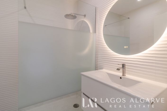 Image No.16-3 Bed Apartment for sale
