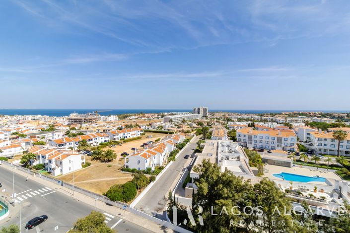 Image No.27-3 Bed Apartment for sale
