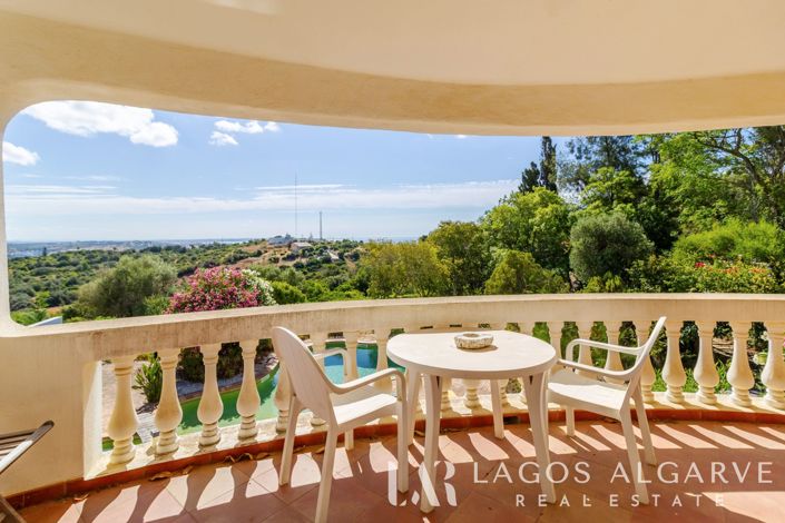 Image No.10-3 Bed Villa for sale