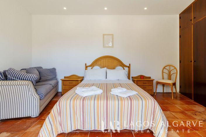 Image No.17-3 Bed Villa for sale