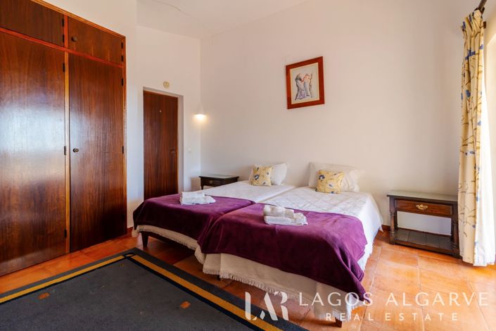 Image No.19-3 Bed Villa for sale