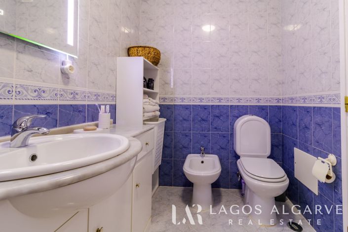 Image No.23-2 Bed Apartment for sale