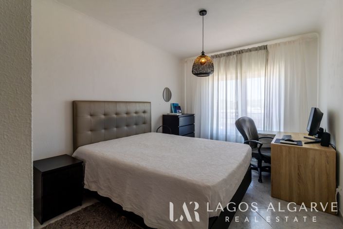 Image No.24-2 Bed Apartment for sale
