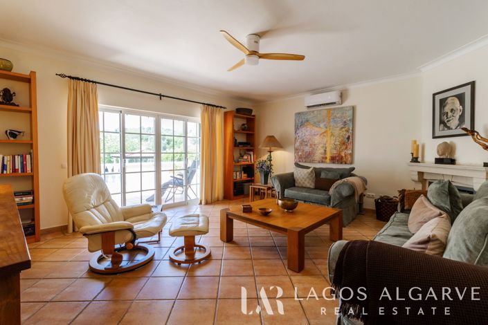 Image No.11-4 Bed Villa for sale