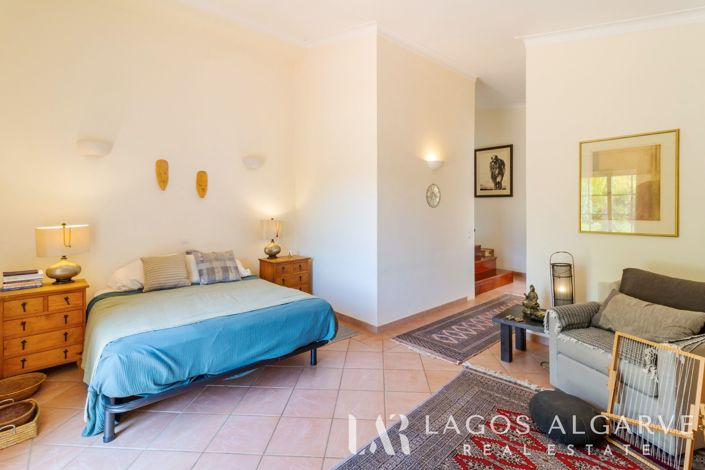Image No.19-4 Bed Villa for sale