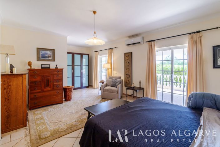 Image No.33-4 Bed Villa for sale