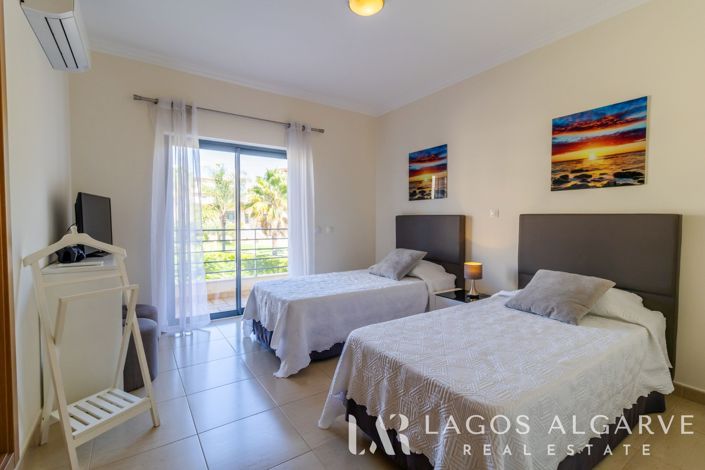 Image No.20-2 Bed Apartment for sale