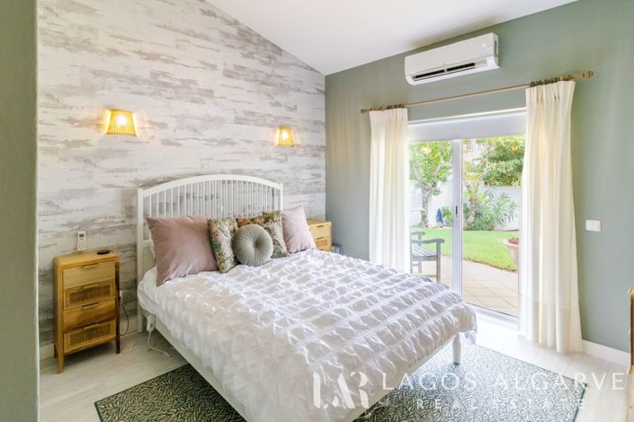 Image No.27-4 Bed Villa for sale